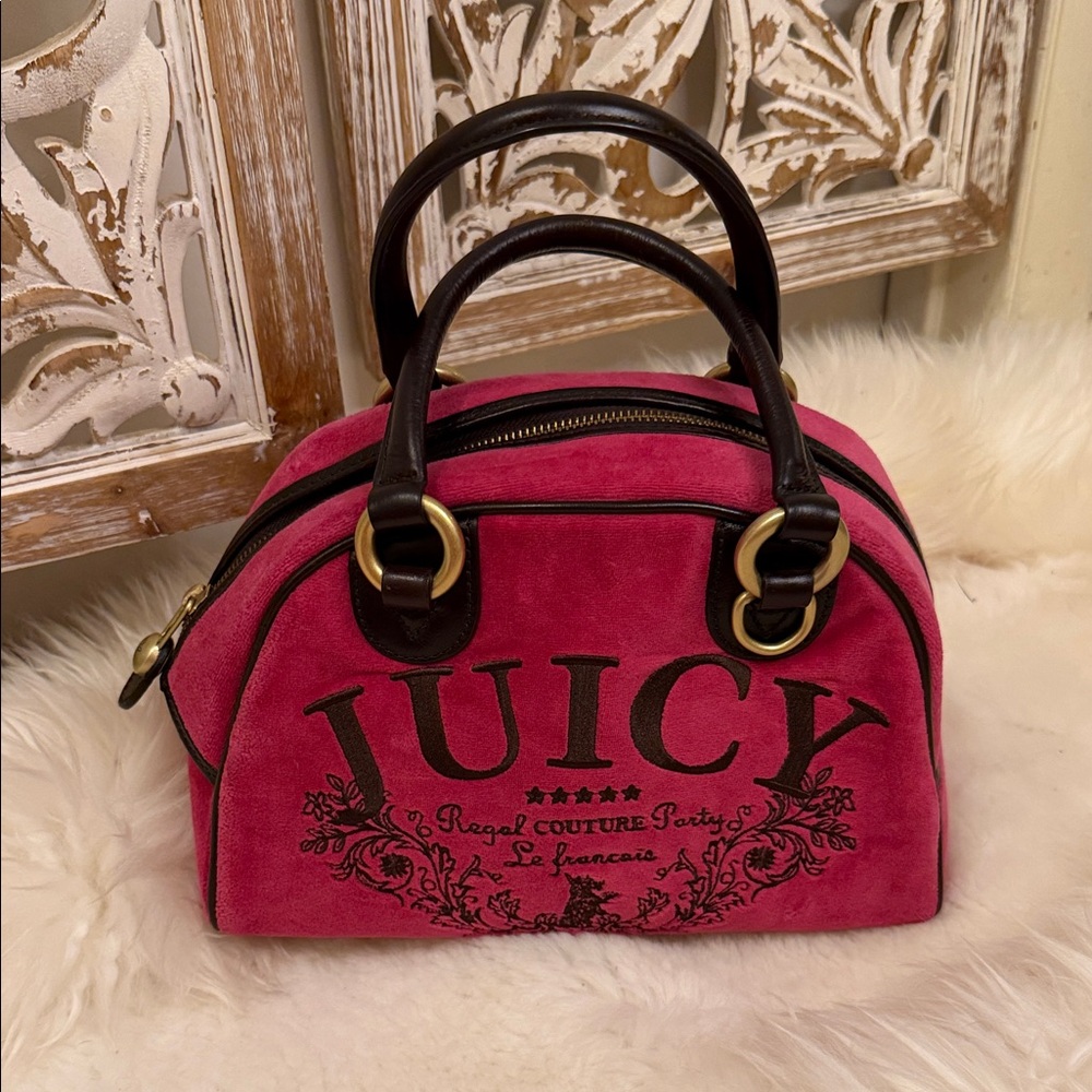 Vintage Y2K Juicy  Couture Hot Pink Velvet  Mini Dome Satchel 💕💕